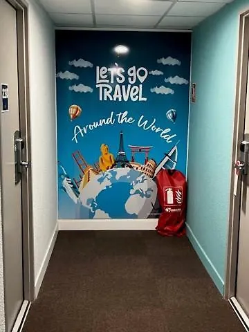 Ibis Budget Marseille Aeroport Provence Vitrolles  2*, Vitrolles (Bouches-du-Rhone) Francia