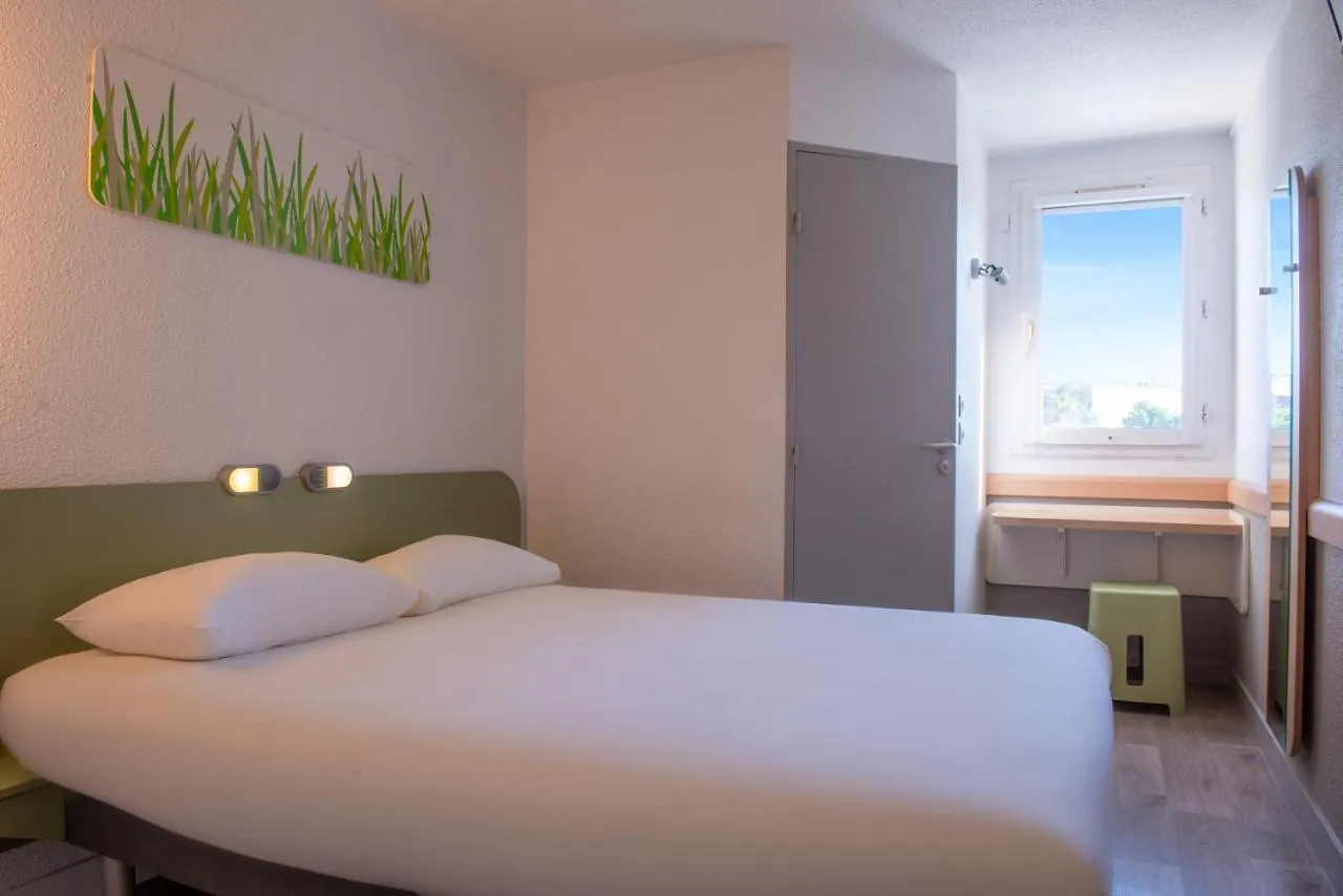 Ibis Budget Marseille Aeroport Provence Vitrolles  2*, Vitrolles (Bouches-du-Rhone) Francia